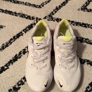 Womens Nike size 8